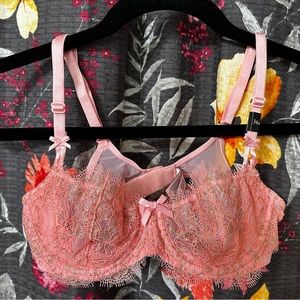 Victoria’s Secret lace unlined bra 34a
